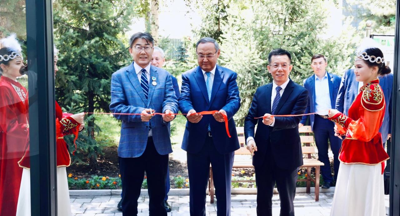 gov.kz ҚАЗАҚСТАН РЕСПУБЛИКАСЫНЫҢ ҰЛТТЫҚ ҒЫЛЫМ АКАДЕМИЯСЫ KAZNARU БАЗАСЫНДА ҚЫТАЙ ҒЫЛЫМ АКАДЕМИЯСЫМЕН БІРЛЕСКЕН ONE HEALTH ЗЕРТТЕУЛЕР ОРТАЛЫҒЫН АШТЫ